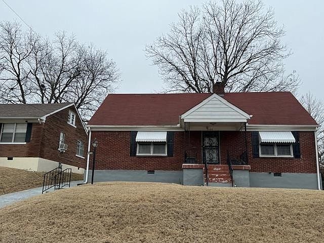 1st image of 2066 Laramie St