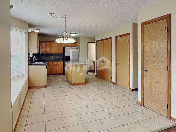4th image of 7624 Harbour Town Dr