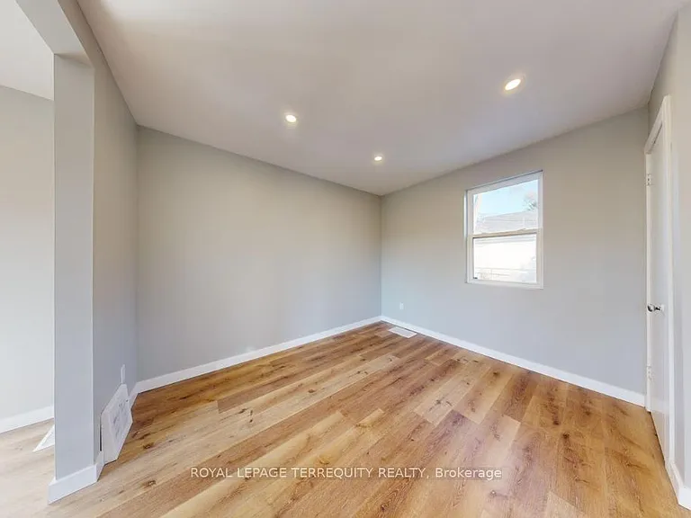 77 Glenburn Ave — Photo 7