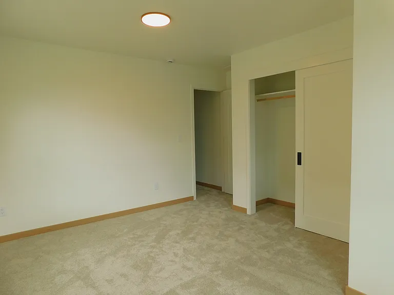 605 Holstein Way — Photo 14