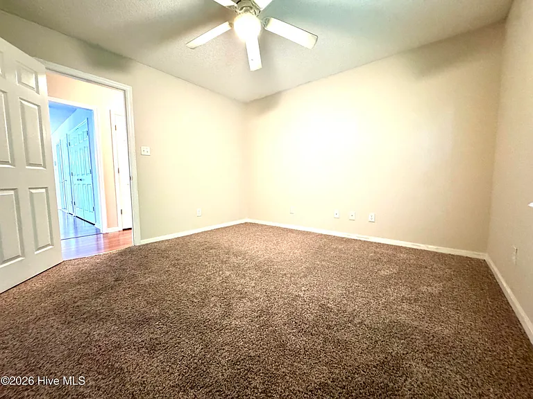 521 Jimmies Creek Dr — Photo 24