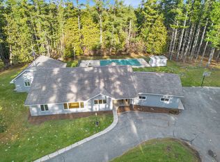 996 Lahaie Rd, Cheboygan, MI 49721