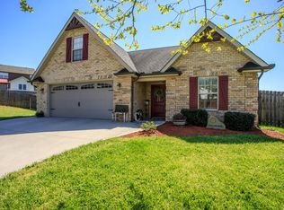7905 Noble Ln, Corryton, TN 37721