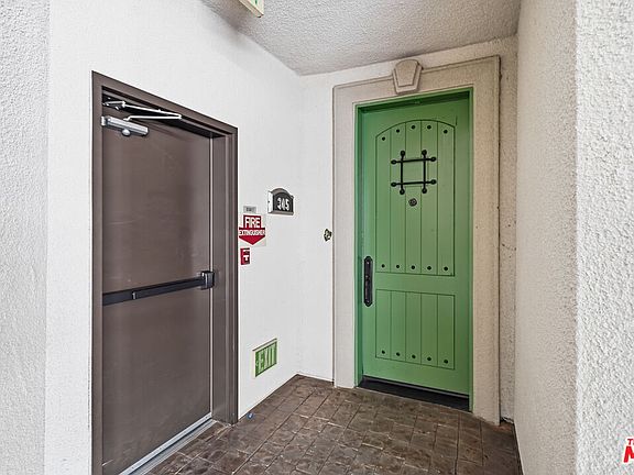 5th image of 722 S Oxford Ave APT 305