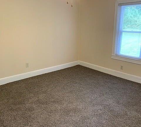 2nd image of 290 Arden Cir
