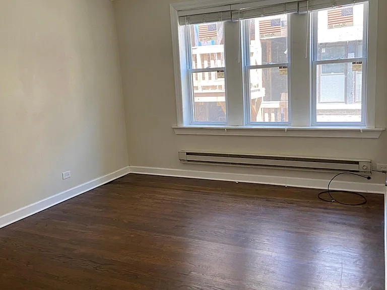 839 1/2 W Cornelia Ave #2 — Photo 4