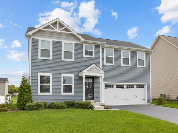 533 Jessamine Ln, Hampshire, IL 60140
