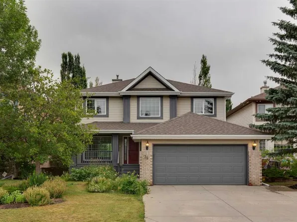 38 W Tuscany Hills Cres NW, Calgary, AB T3L 2A1