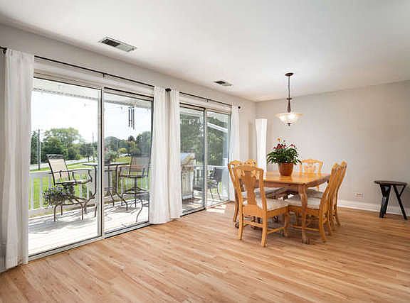 5th image of 34 Glencoe Ct 202-b Ct #202B