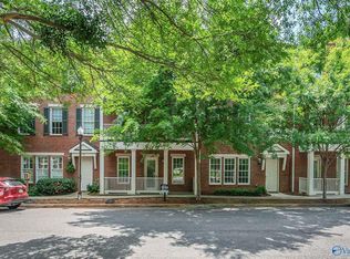 17 Biltmore Dr NW, Huntsville, AL 35806