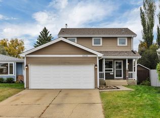 4508 32a Ave NW, Edmonton, AB T6L4W8