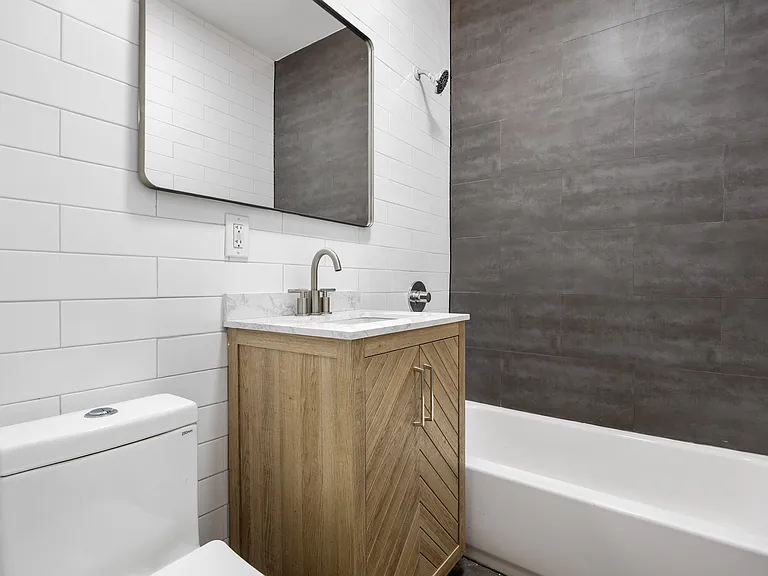964 Madison St #1 — Photo 16