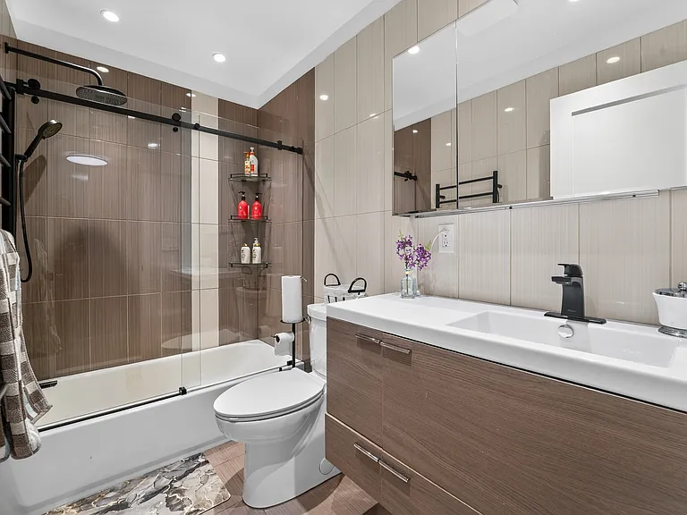 78 Mayfield Rd — Photo 24