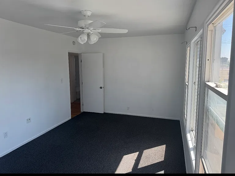 568 Margaret Ave #1 — Photo 13