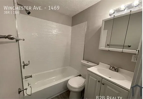 1469 Winchester Ave #1469 — Photo 3
