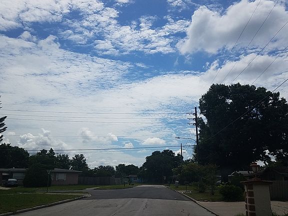 5th image of 5445 San Luis Dr
