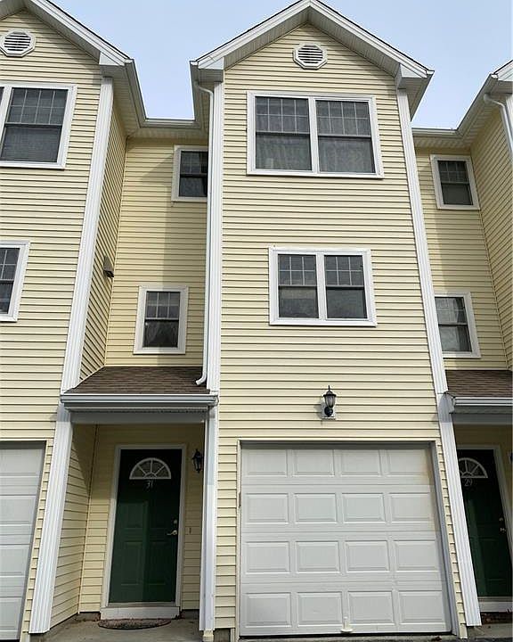 1st image of 527 W Thames St Unit 31