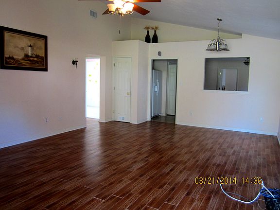 4th image of 2665 Fairmount Ln