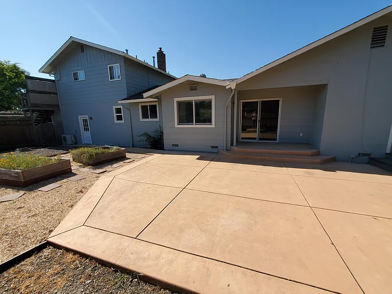 3376 Mayette Ave — Photo 25