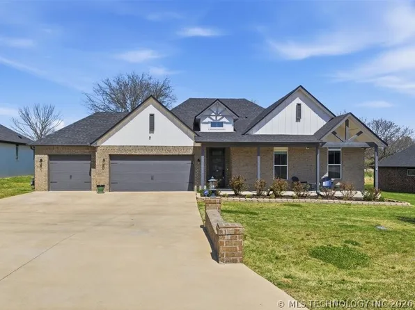 2414 W Union Pl, Collinsville, OK 74021