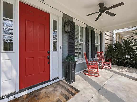 5th image of 9309 Bergamot Dr