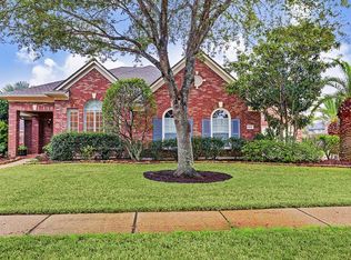 1804 Sandy Lake Dr, Friendswood, TX 77546