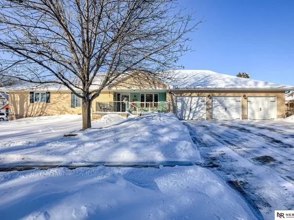 354 E 9th St, Wahoo, NE 68066