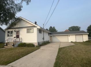 1105 Lowell St, Two Rivers, WI 54241