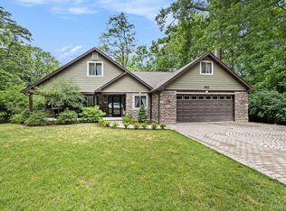 582 N Lake Angelus Rd, Auburn Hills, MI