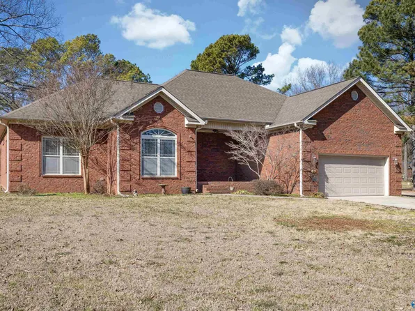 34 Sharon Ave, Trinity, AL 35673