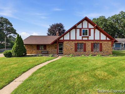 2423 Ridgefield Rd, Portage, MI, 49024