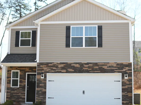 1374 37th Avenue Ln NE, Hickory, NC 28601