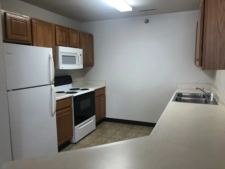 1401 N Dakota Ave — Photo 25