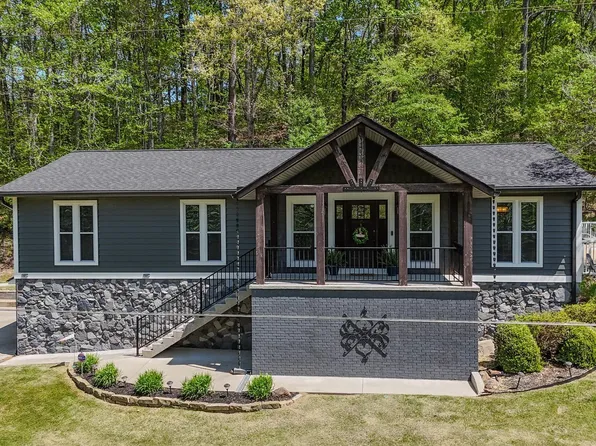 840 Riverside Dr, Hamilton, AL 35570