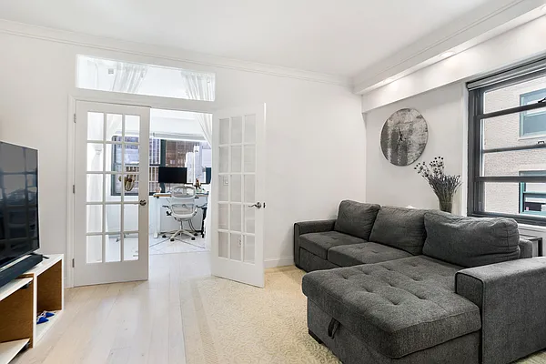 Rented by Oxford Property Group | media 25