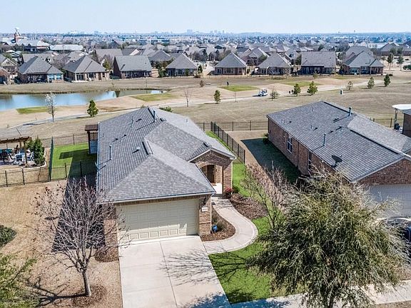 3rd image of 7514 Birmingham Forest Dr