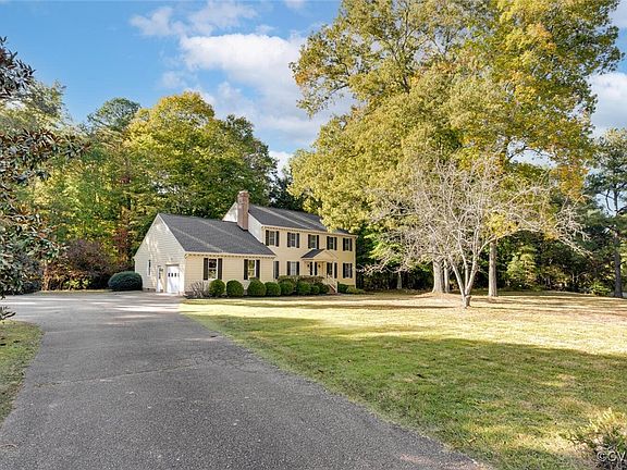 5th image of 11088 Brookhollow Dr