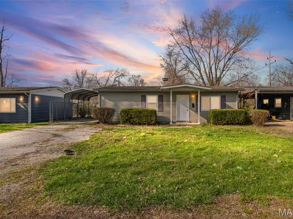 502 Saint Thomas Ln, Cahokia, IL 62206