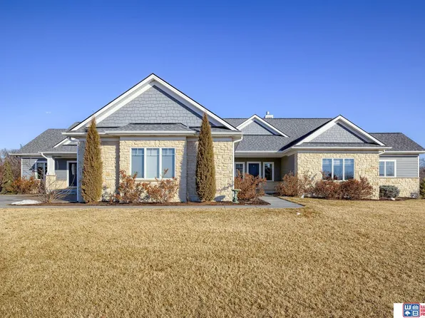 3100 W Covered Bridge Dr, Lincoln, NE 68523