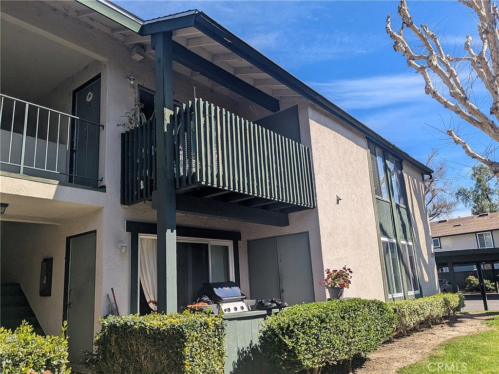 23266 Orange Ave APT 8