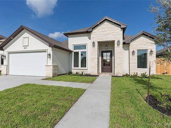 2nd image of 2511 Zinnia St