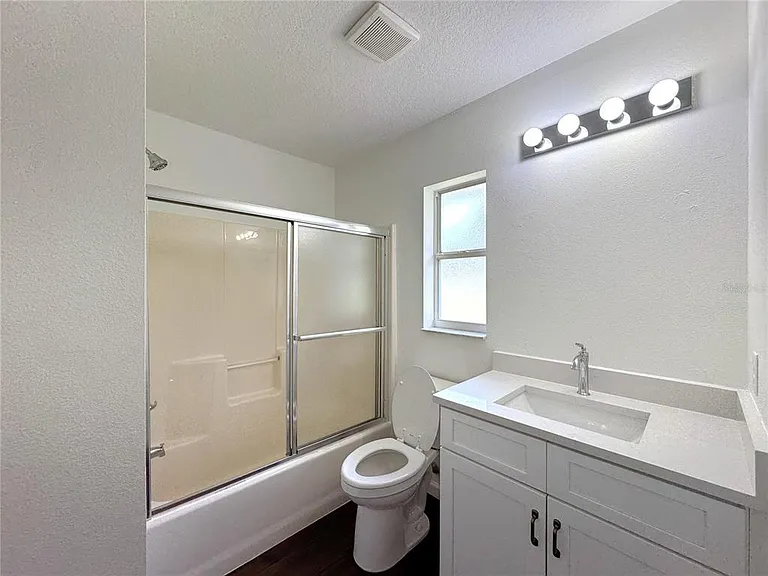 102 Edison St — Photo 13