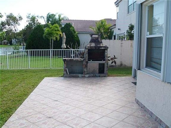4th image of 1294 NW 159th Ave