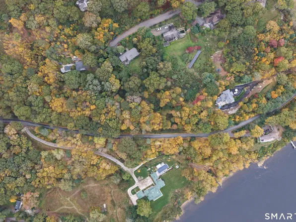 216 River Road, Deep River, CT 06417
