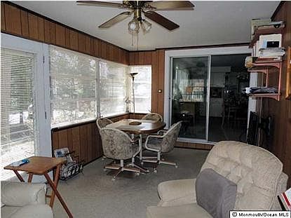 3rd image of 60 Oakside Dr