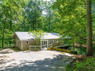 6567 Tahiti Way, Flowery Branch, GA 30542