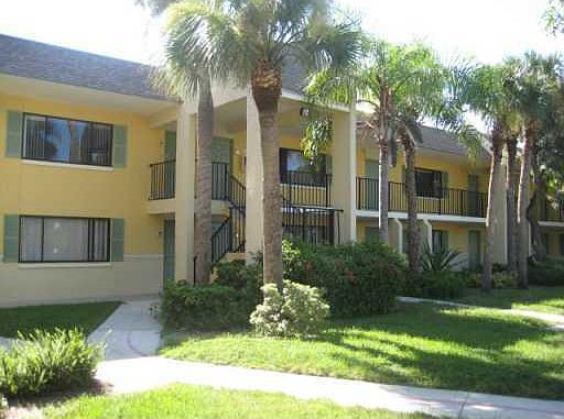 1st image of 414 Meadows Cir #414