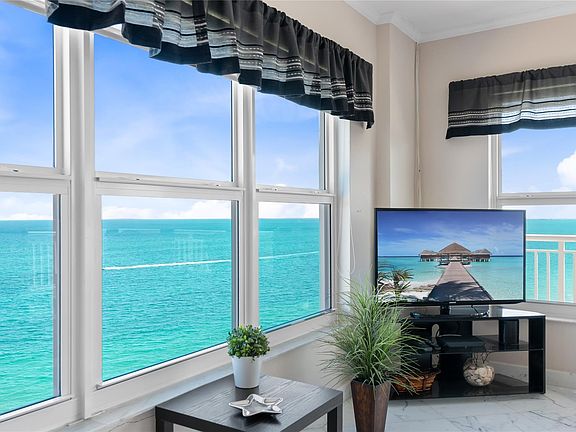 4th image of 3850 Galt Ocean Drive #1701