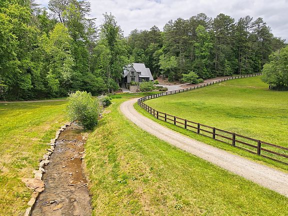 12th image of 3622 Sandy Ford Rd