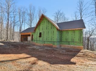 1539 Summer Rd, Hendersonville, NC 28792